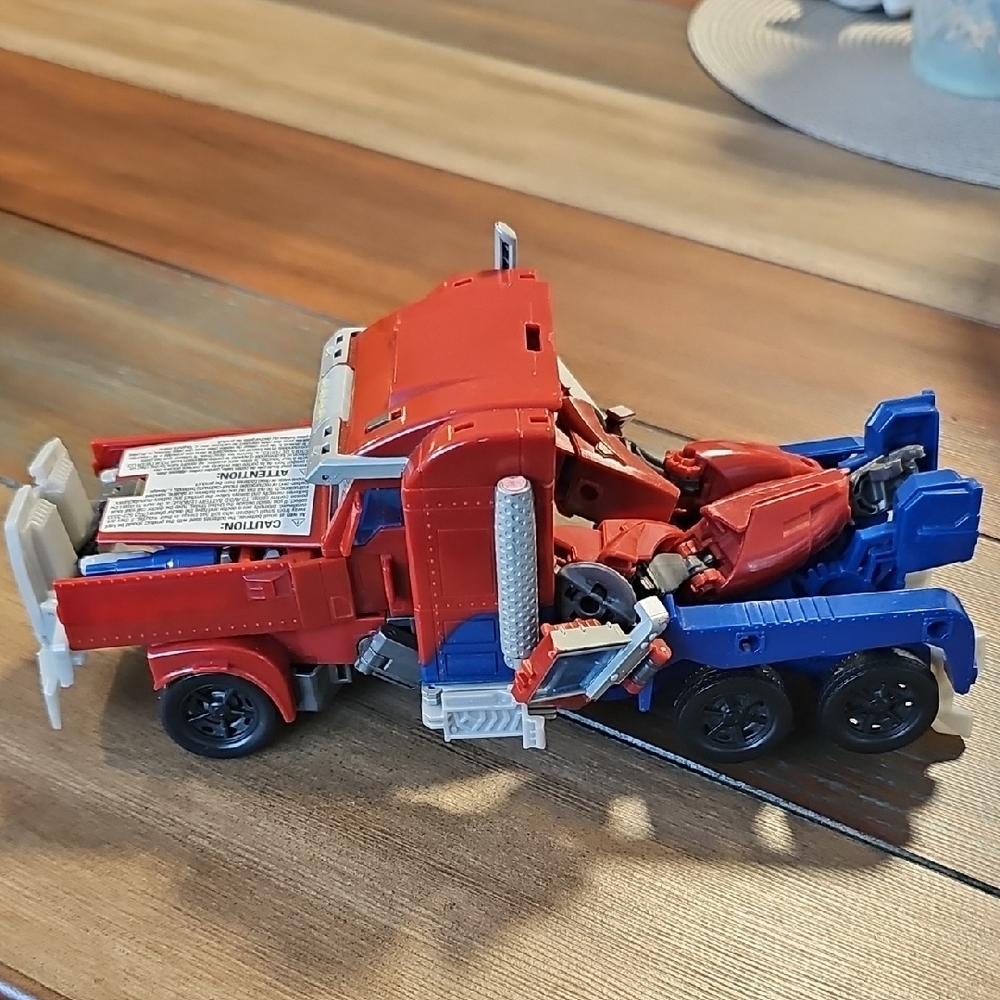 Hasbro Transformers Prime Weaponizer Optimus Prime Action Figure Incomplete
